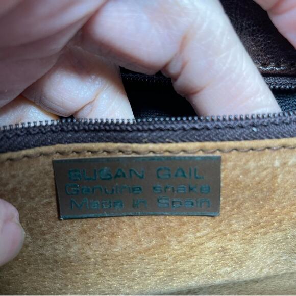 Vintage Susan Gail Brown Genuine Snake Skin Handbag Gold Detail - Picture 7 of 10